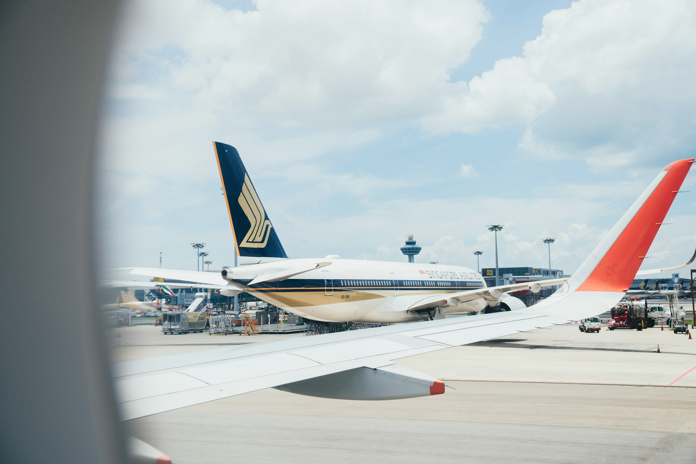 avions sur le tarmac