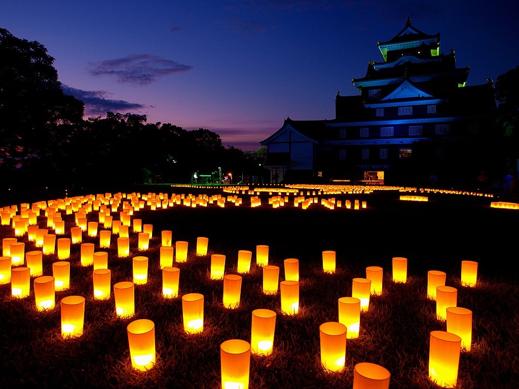 lampions d'Obon la nuit